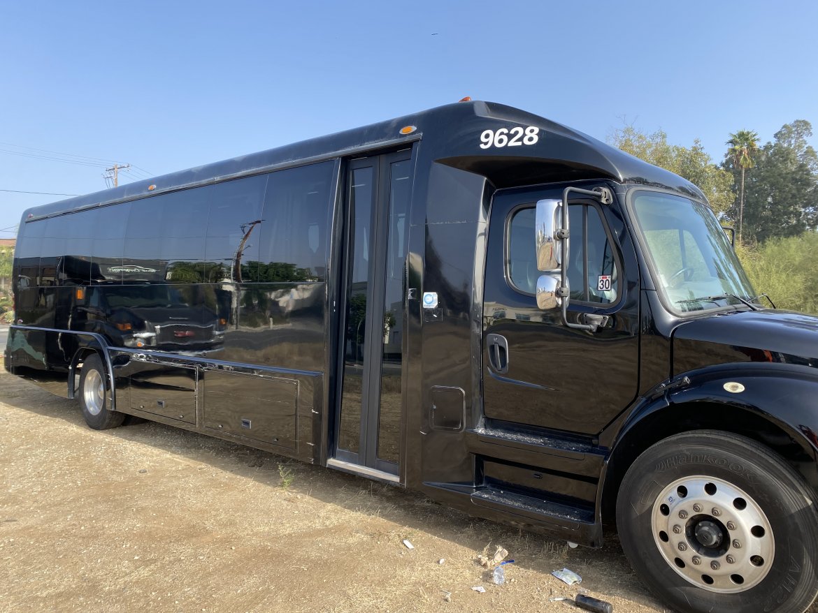 Executive Shuttle for Sale in Laguna Niguel, CA - Photo 3