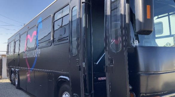 1994 Metrotrans Neoplan Metroliner Limo Bus for Sale in Romoland, CA - Photo 2