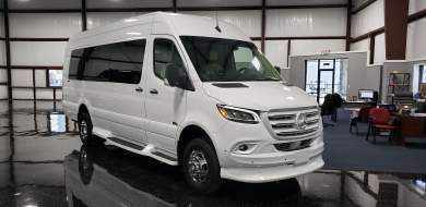 2022 Midwest Automotive Designs Mercedes-Benz Sprinter 3500 170 EXT Midwest Luxe 4x4 Sprinter