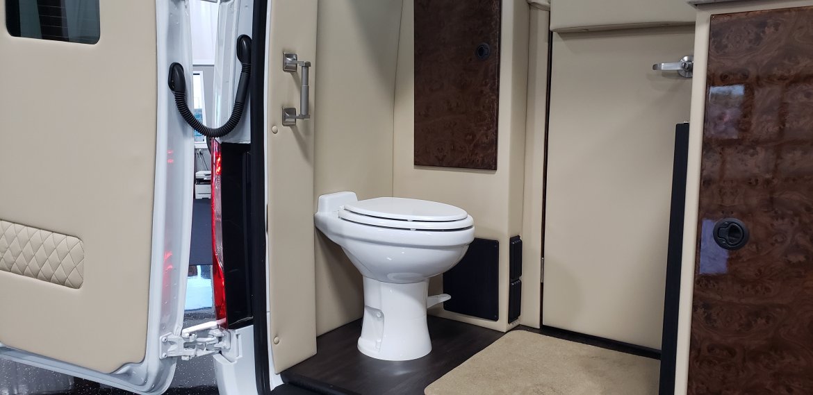 Sprinter for Sale in Houston, TX - Photo 14
