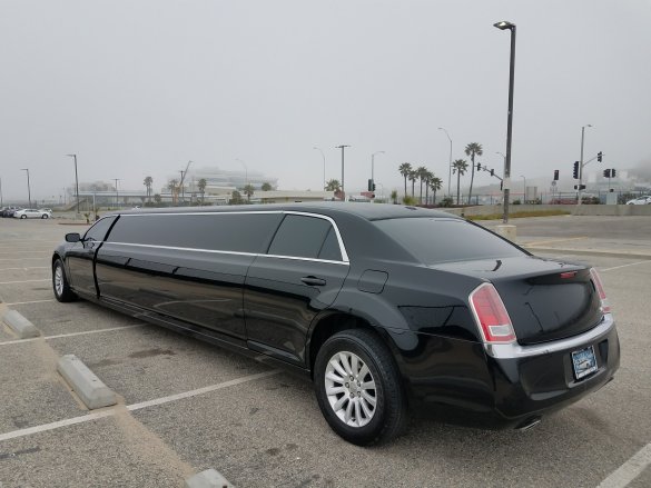 2013 Chrysler 300 Limousine for Sale in LOS ANGELES, CA - Photo 2