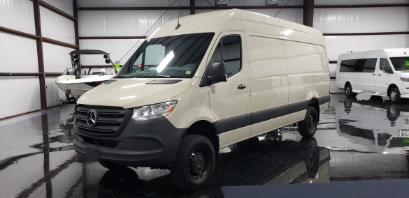 2021 Mercedes-Benz Sprinter 2500 4x4 Sprinter for Sale in Houston, TX - Photo 3