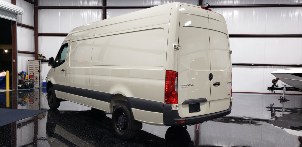 Sprinter for Sale in Houston, TX - Photo 8