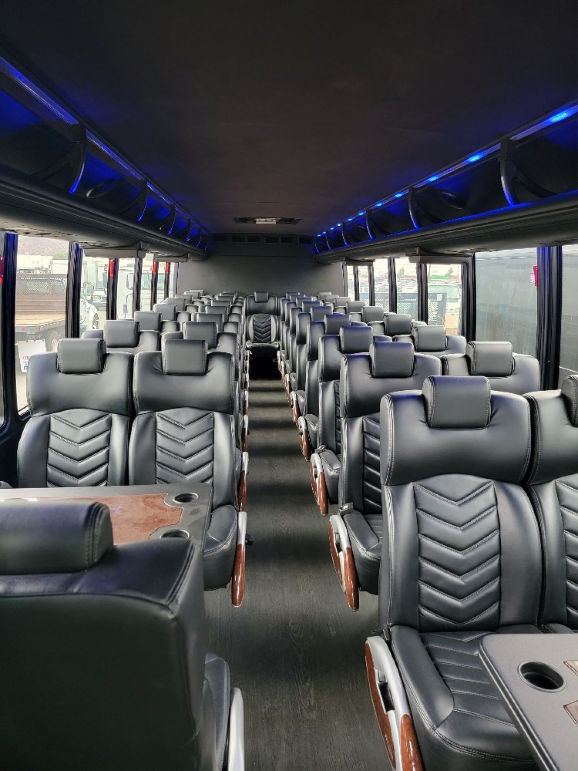 Executive Shuttle for Sale in Los Angeles, CA - Photo 3