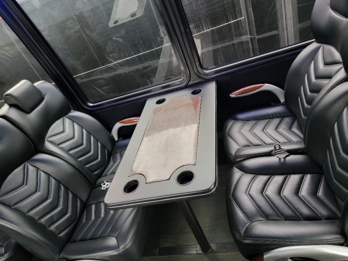 Executive Shuttle for Sale in Los Angeles, CA - Photo 4
