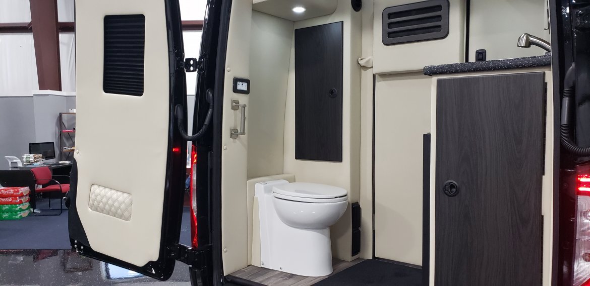 Sprinter for Sale in Houston, TX - Photo 12