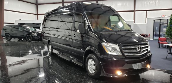 2015 Mercedes-Benz Sprinter 2500 Daycruiser with 4 Captains Sprinter for Sale in Houston, TX - Main Photo