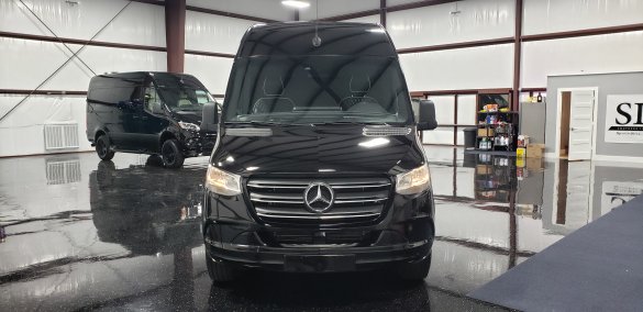 2020 Mercedes-Benz Sprinter 2500 170" Business Class Sprinter for Sale in Houston, TX - Photo 2