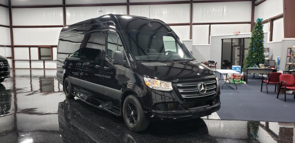 2020 Mercedes-Benz Sprinter 2500 170" Business Class Sprinter for Sale in Houston, TX - Main Photo