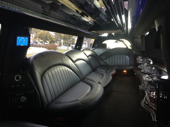 2007 Executive Coach Builders 165-inch stretch Chevrolet/Escalade SUV Limousine #1882