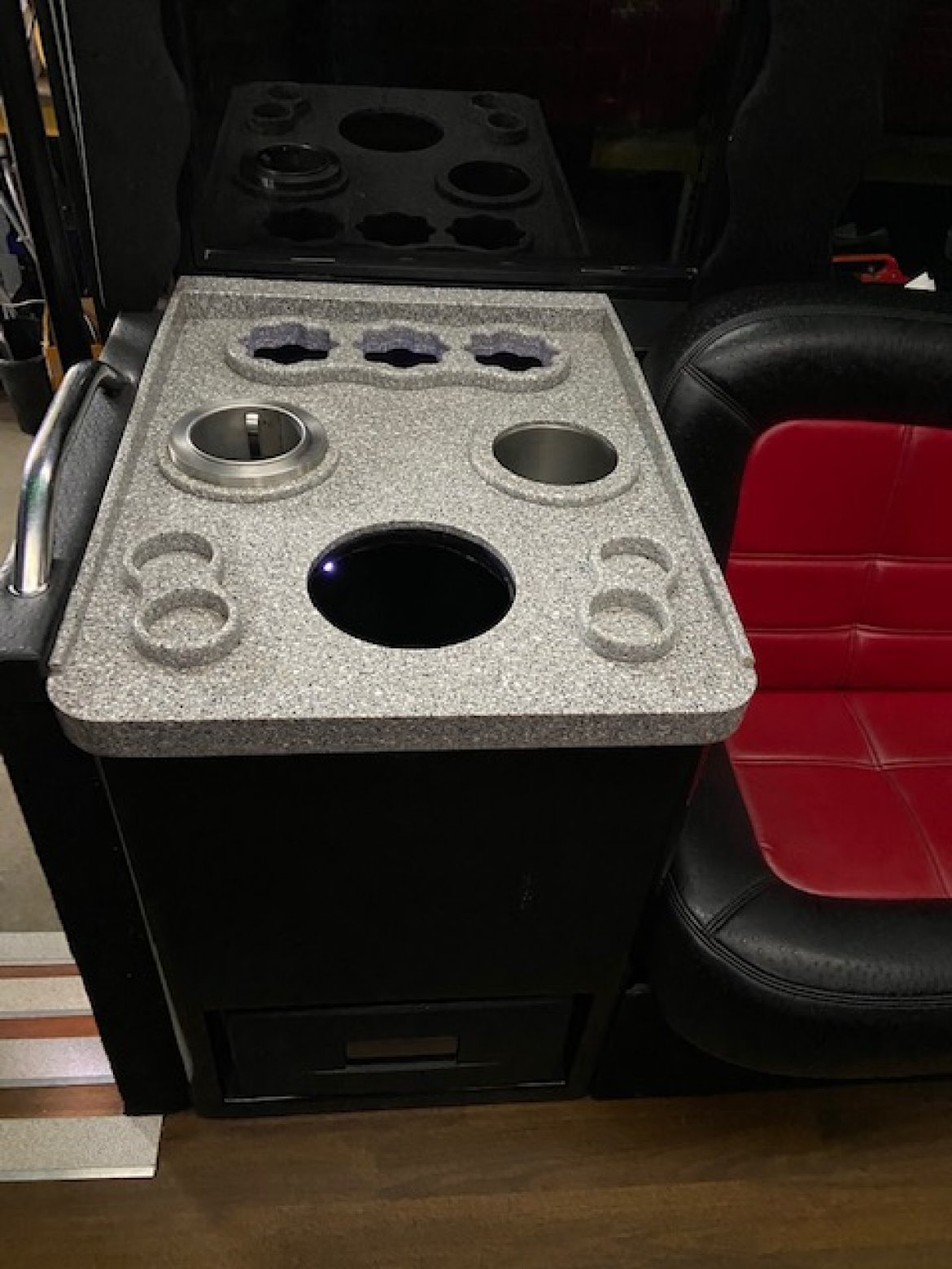 Limo Bus for Sale in Erie, PA - Photo 6