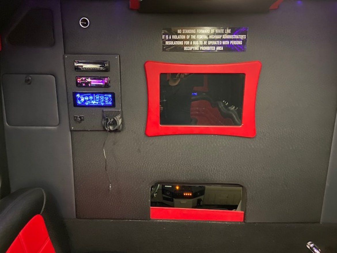 Limo Bus for Sale in Erie, PA - Photo 11