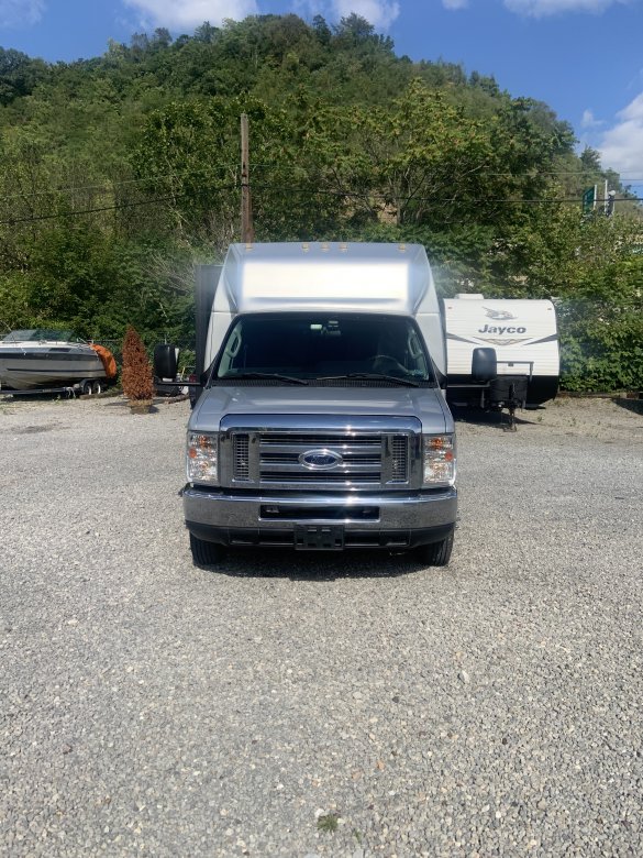 2012 Ford E450 Limo Bus for Sale in PITTSBURGH, PA - Photo 3