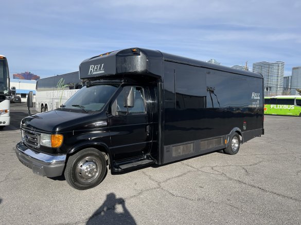 2006 Ford E-450 Limo Bus for Sale in Las Vegas, NV - Photo 3