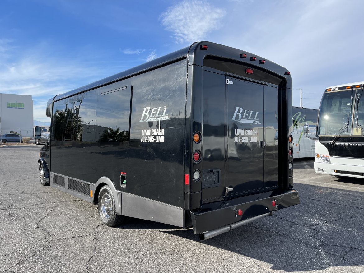 Limo Bus for Sale in Las Vegas, NV - Photo 10