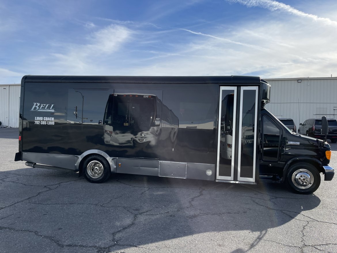 Limo Bus for Sale in Las Vegas, NV - Photo 16