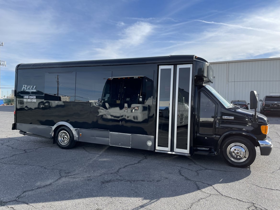 Limo Bus for Sale in Las Vegas, NV - Photo 18