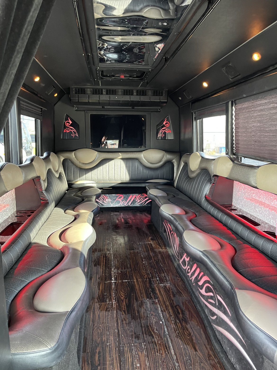 Limo Bus for Sale in Las Vegas, NV - Photo 37