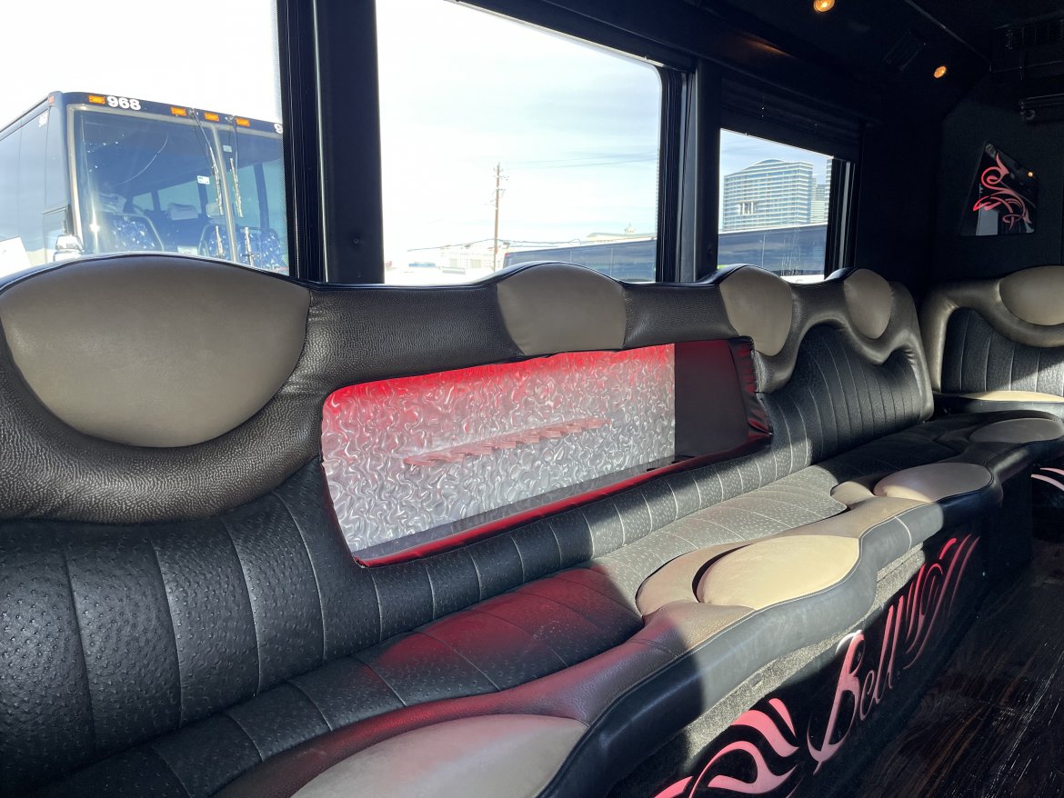 Limo Bus for Sale in Las Vegas, NV - Photo 39