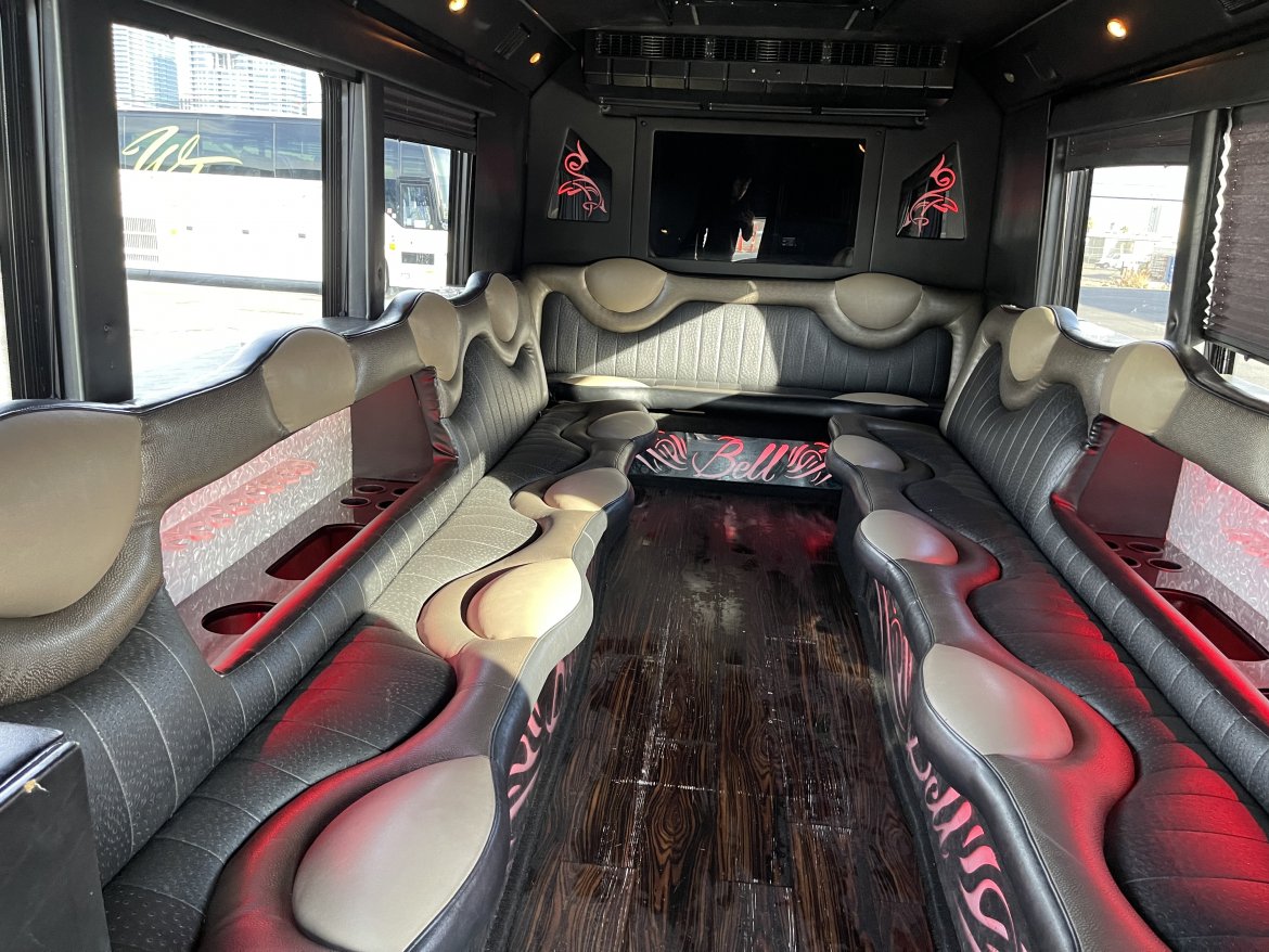 Limo Bus for Sale in Las Vegas, NV - Photo 46