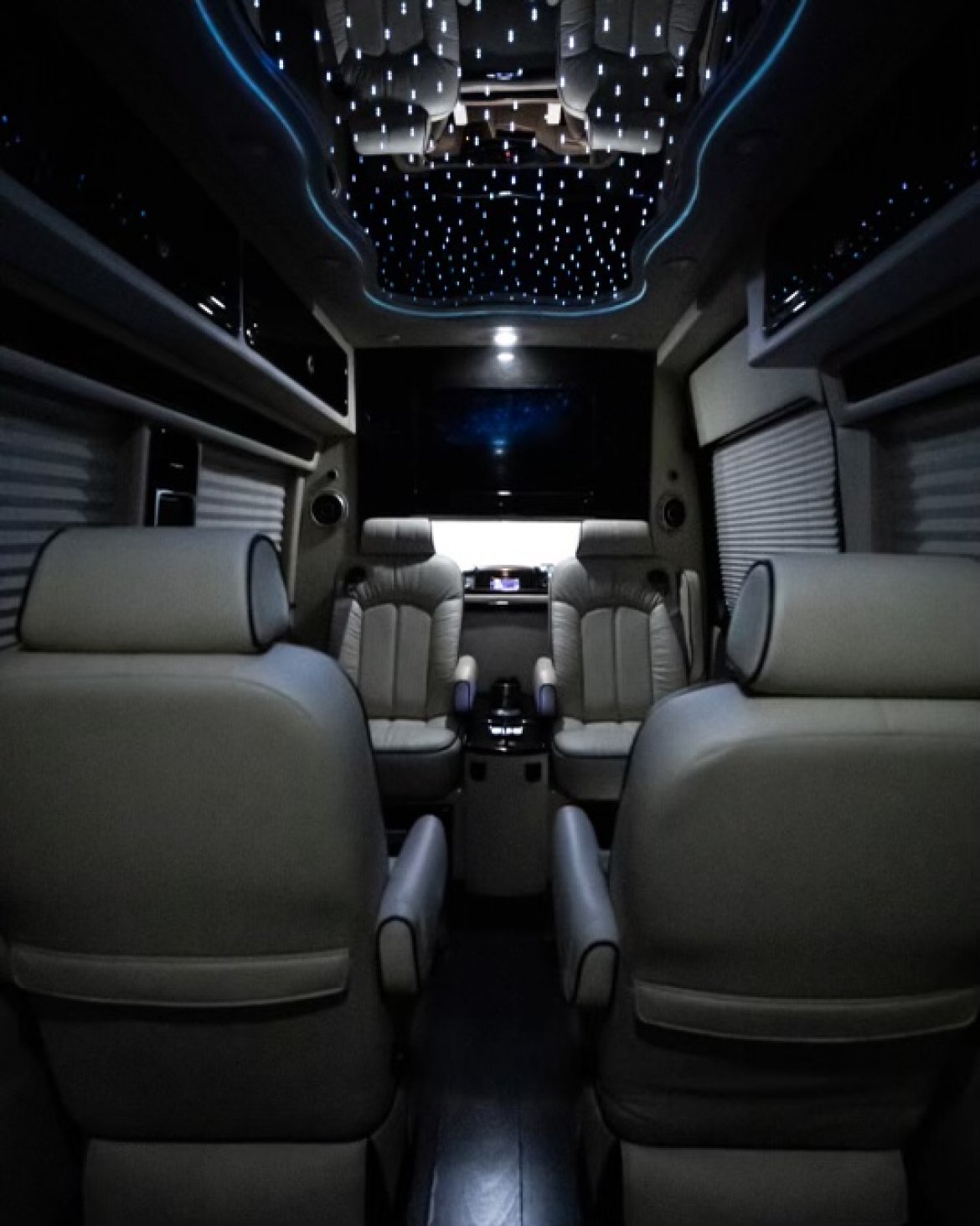 Executive Shuttle for Sale in Dallas, TX - Photo 4