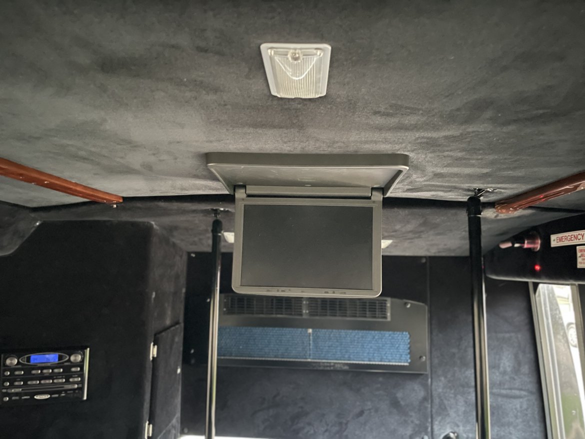 Executive Shuttle for Sale in Houston, TX - Photo 10