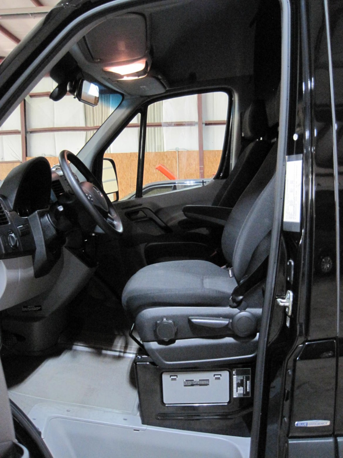 Limousine for Sale in OZARK, MO - Photo 7