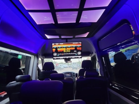 2014 Mercedes-Benz Sprinter 2500 Sprinter for Sale in fontana, CA - Photo 2