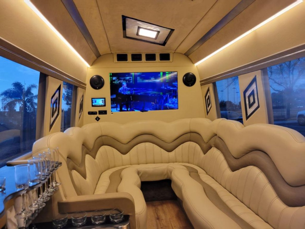 Sprinter for Sale in fontana, CA - Photo 19
