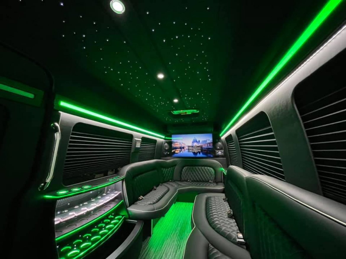 Sprinter for Sale in North Royalton, OH - Photo 4