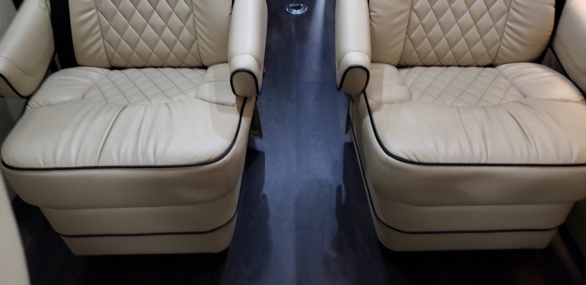 Limo Bus for Sale in Houston, TX - Photo 29