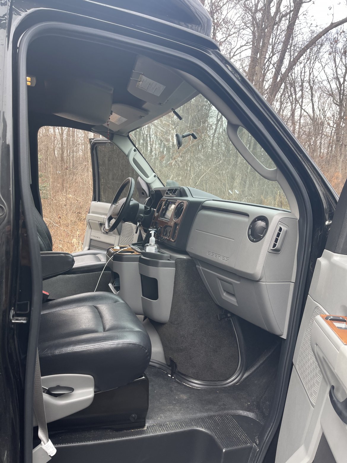 Limo Bus for Sale in Phoenix, MD - Photo 15