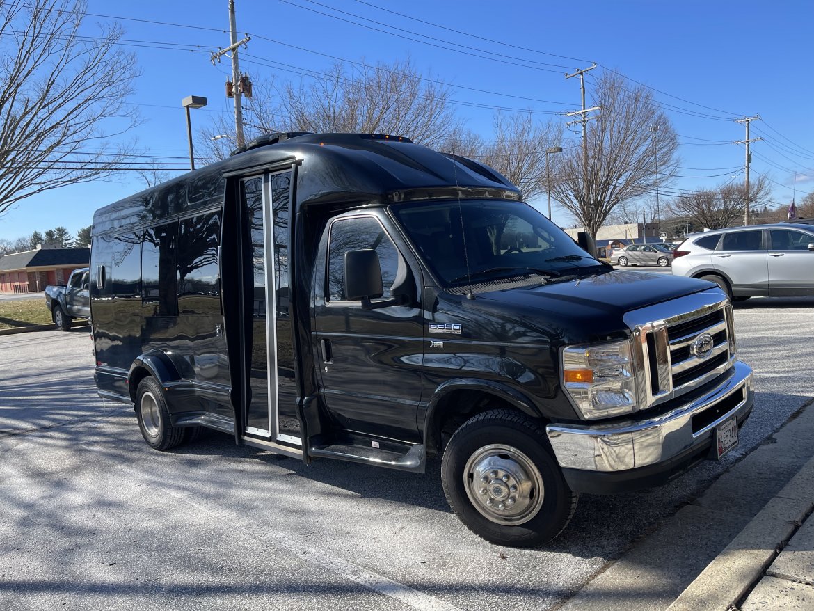 Limo Bus for Sale in Phoenix, MD - Photo 25