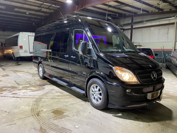 2010 Mercedes-Benz Luxury Coach Sprinter for Sale in Erie, PA - Main Photo