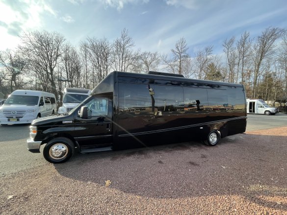 2017 Ford Explore Shuttle 28 Shuttle Bus for Sale in Morganville, NJ - Main Photo