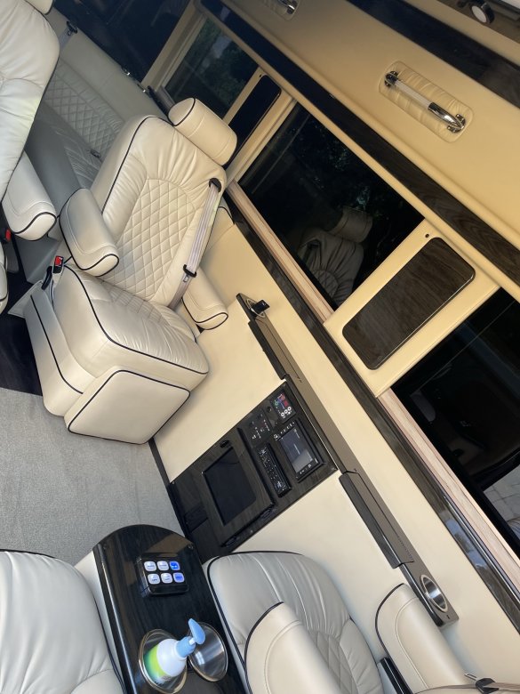 2019 Mercedes-Benz Sprinter 3500 170' EXT Business Class Sprinter for Sale in Temecula, CA - Photo 3