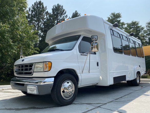2002 Ford E450 Limo Bus for Sale in Waterloo, NE - Photo 3