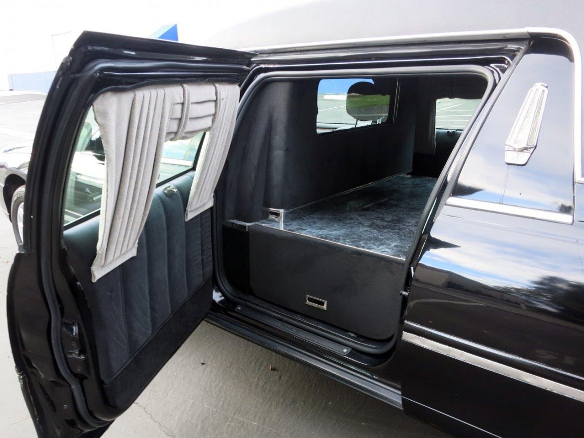 Funeral for Sale in CARSON, CA - Photo 17