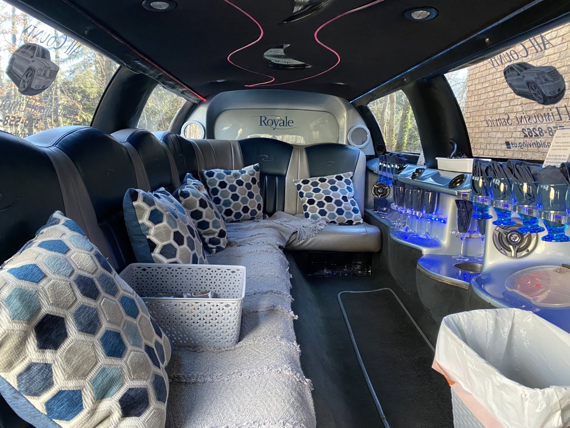 Limousine for Sale in Mineral Ridge, OH - Photo 13