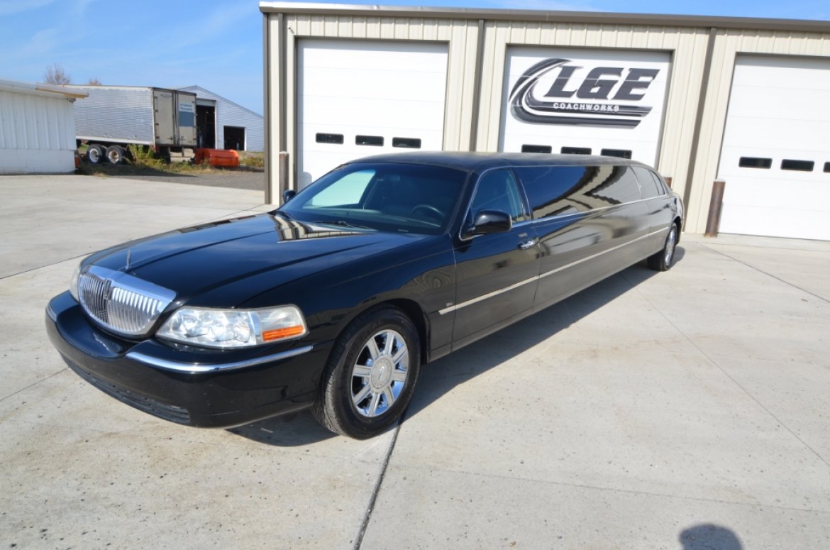 Photo of Limousine for sale: 2011 Lincoln  Town Car 120&quot; by Tiffany Coachworks