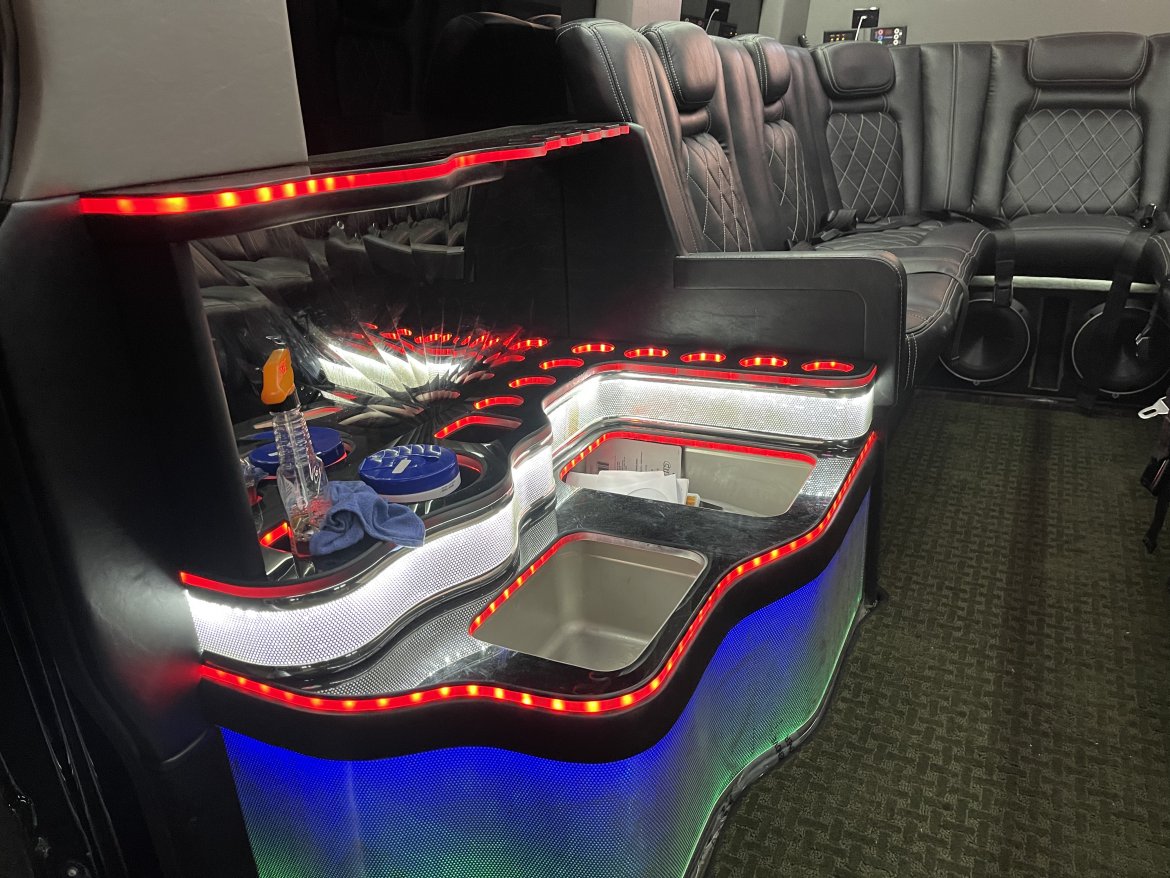 Limo Bus for Sale in Petaluma, CA - Photo 25