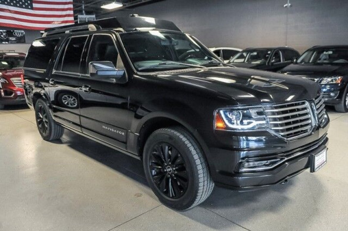 CEO SUV Mobile Office for Sale in Chicago, IL - Photo 7