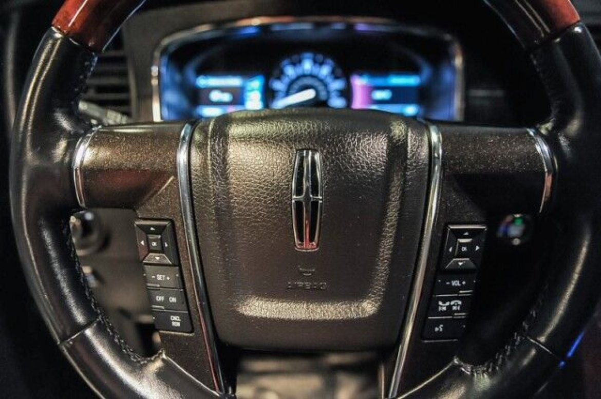 CEO SUV Mobile Office for Sale in Chicago, IL - Photo 22