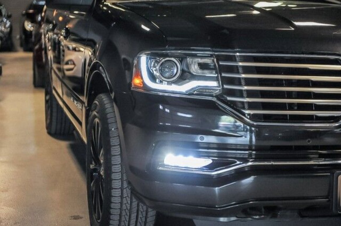 CEO SUV Mobile Office for Sale in Chicago, IL - Photo 52