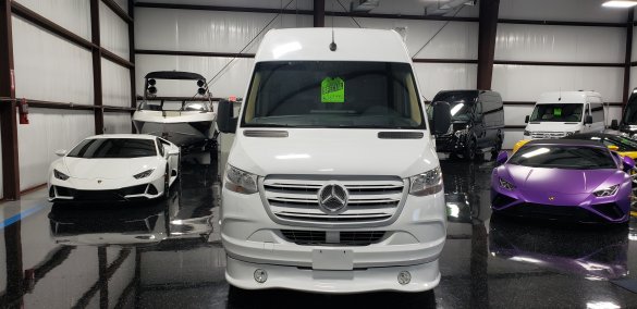 2020 Mercedes-Benz Sprinter 3500 170" Luxe Cruiser Sprinter for Sale in Houston, TX - Photo 2