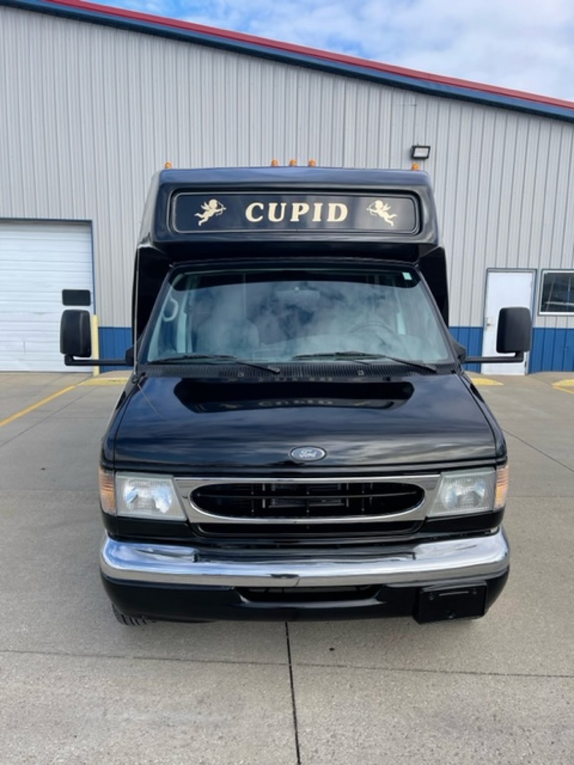 Limo Bus for sale: 2001 Ford E450 20&quot; by Krystal