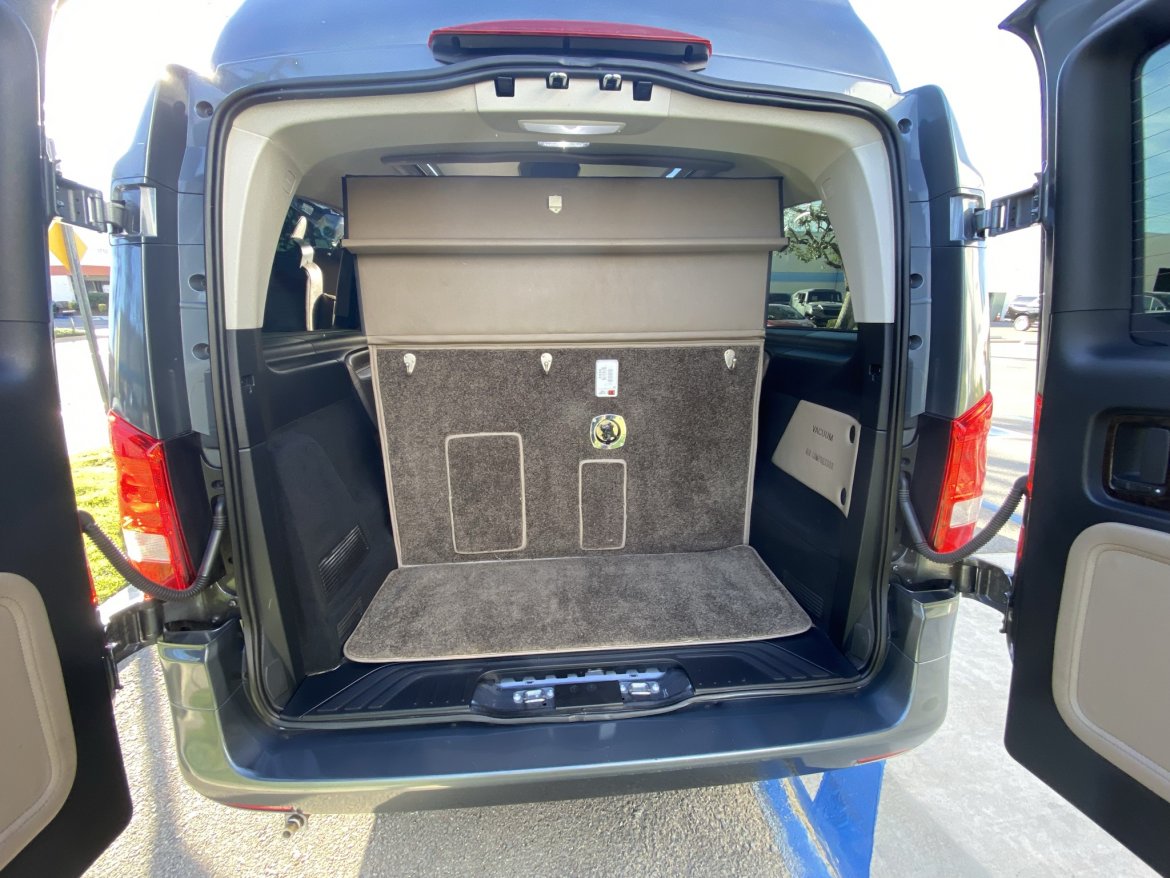 CEO SUV Mobile Office for Sale in Ontario, CA - Photo 3