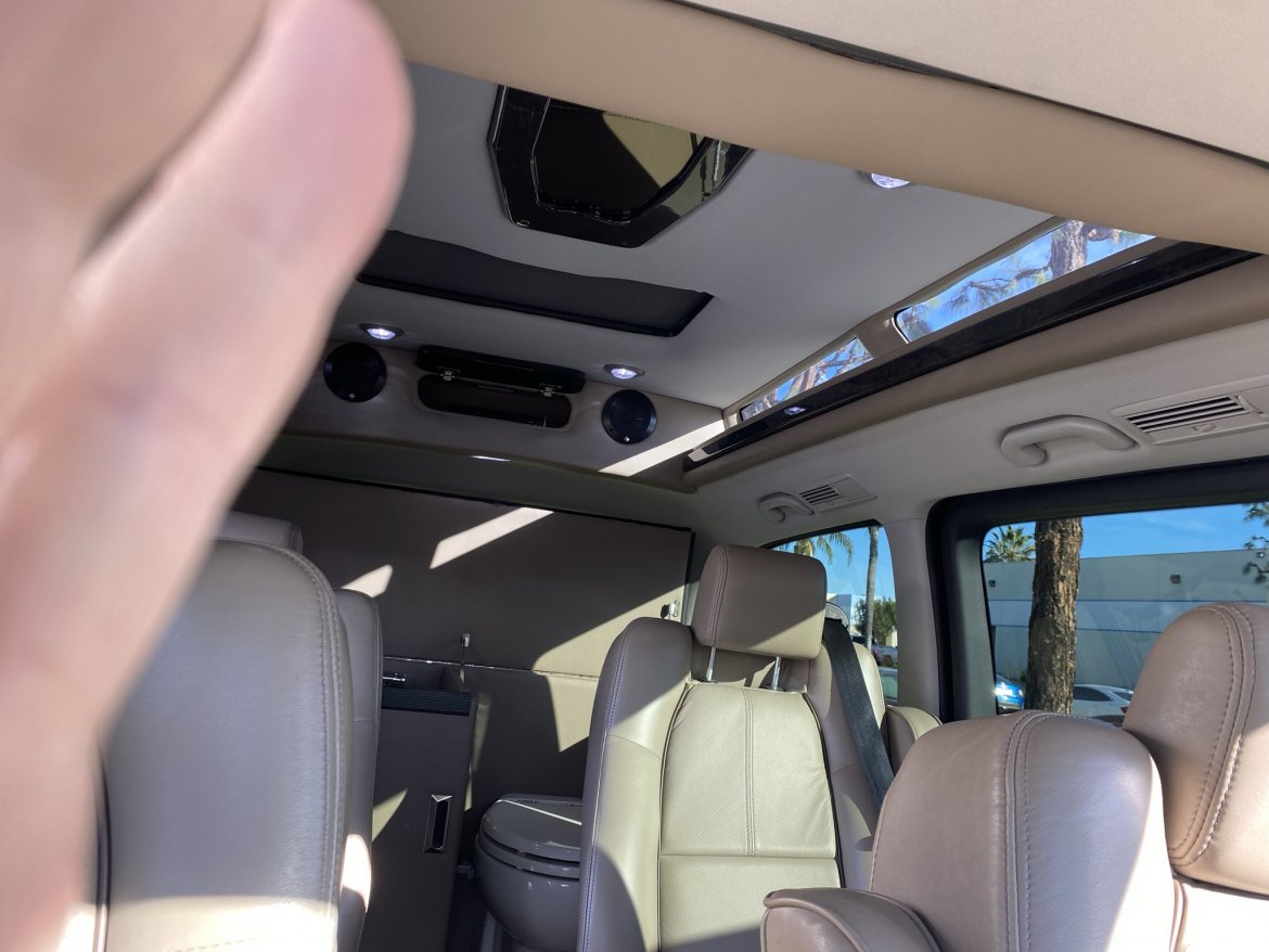 CEO SUV Mobile Office for Sale in Ontario, CA - Photo 11