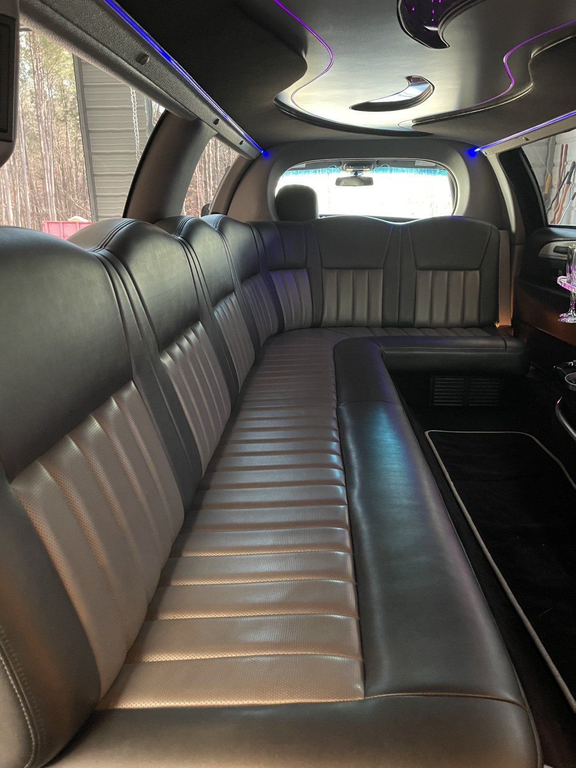 Limousine for Sale in Columbia, SC - Photo 7