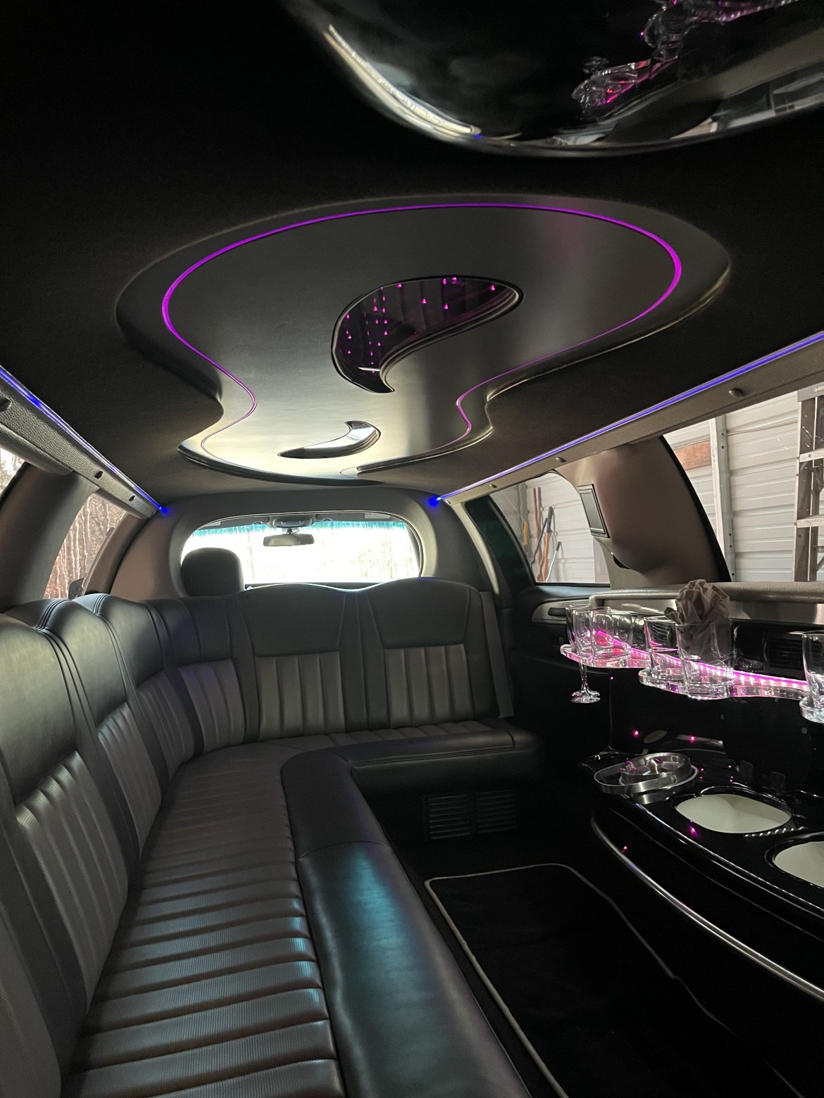 Limousine for Sale in Columbia, SC - Photo 11